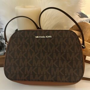 Michael Kors Houston LG Zip Crossbody – NWT